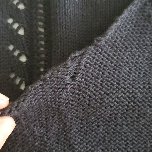 Roxy Black Capped Sleeve Sweater Top- Large - Picture 4 of 10